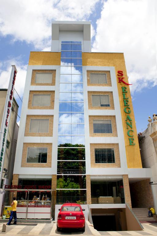 Hotel Sk Elegance Mysore Eksteriør billede