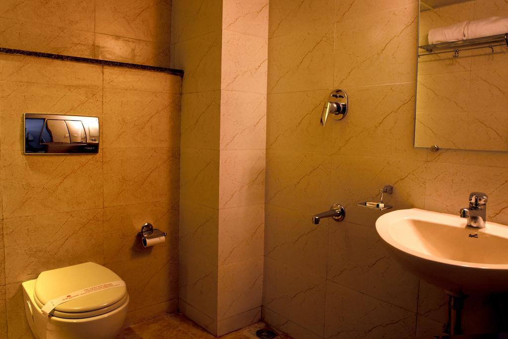 Hotel Sk Elegance Mysore Eksteriør billede