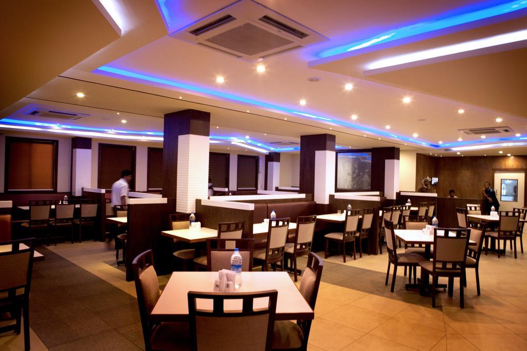 Hotel Sk Elegance Mysore Eksteriør billede