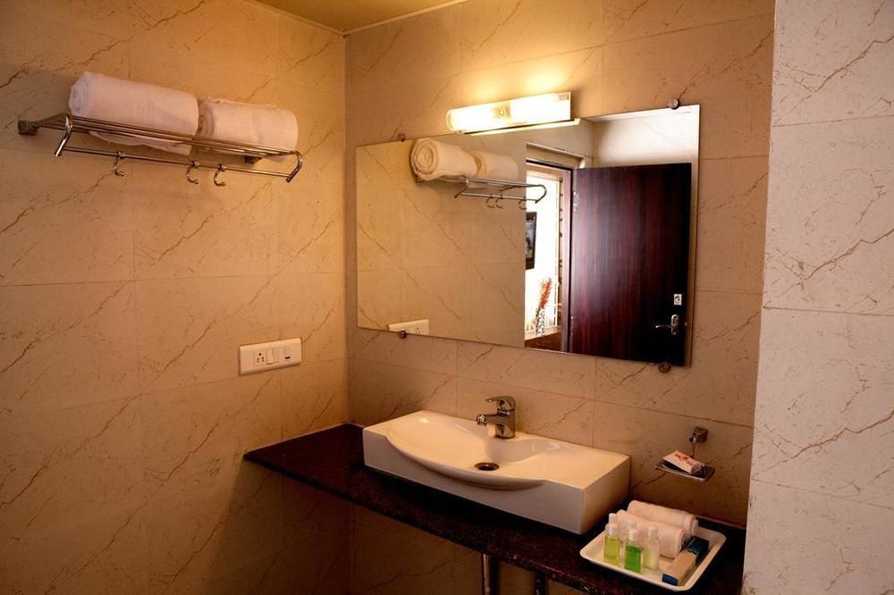 Hotel Sk Elegance Mysore Eksteriør billede